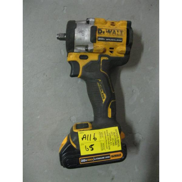 DEWALT 20V CORDLESS IMPACT W/BATTERY NO CHARGER