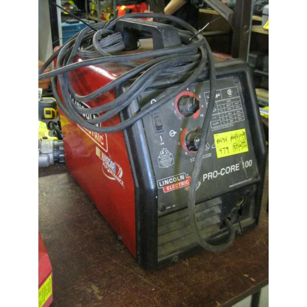 LINCOLN PRO-CORE 100 ELECTRIC WELDER, NO GUN CORD OR GUN