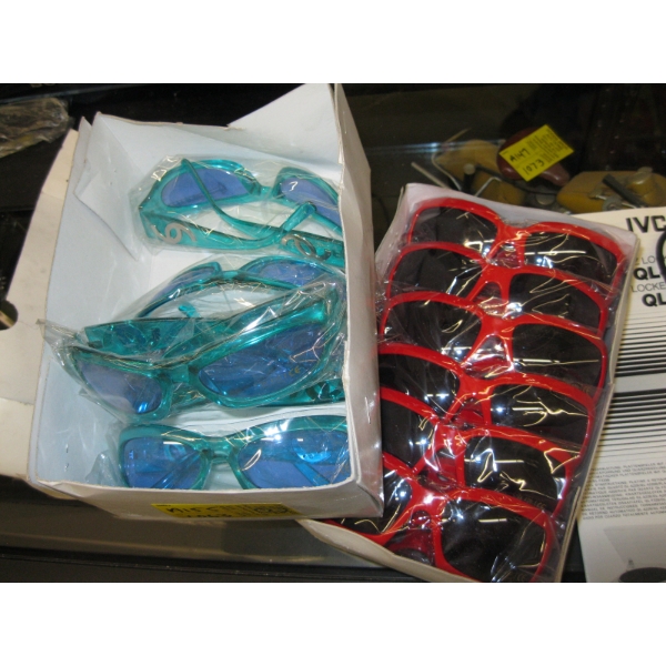 2 BOXES OF SUNGLASSES - RED & GREEN
