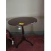 Image 1 : SM. 3 LEG OVAL TABLE