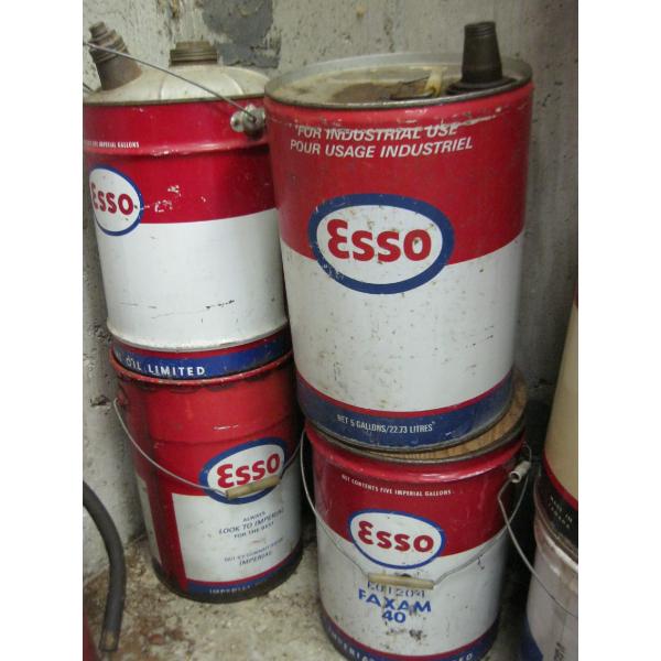 4 LG. ESSO TINS