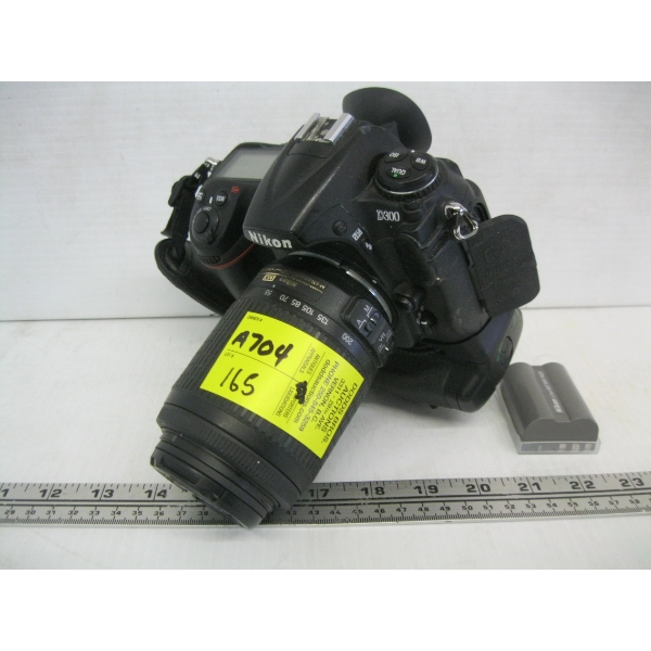 NIKON D300 CAMERA W/BATTERY - NO CHARGER