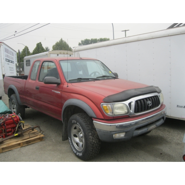 2002 TOYOTA TACOMA PICK UP, 4X4, EXTRA CAB, 308,015KMs, VIN 5TEWN72NX2Z075000