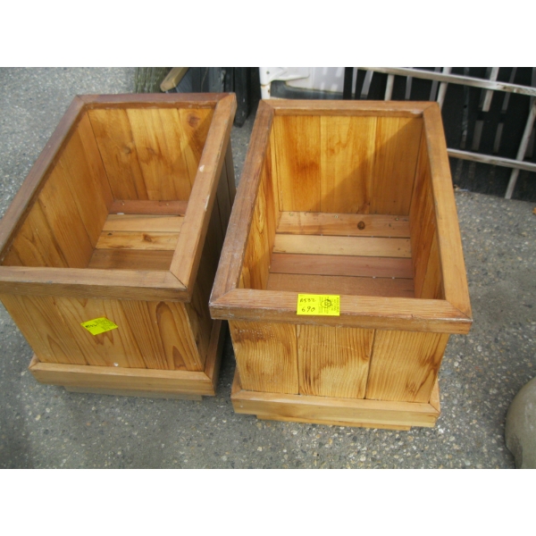 2 WOODEN PLANTER BOXES
