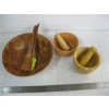 Image 1 : 2 MORTAR & PESTLES & THE SALAD BOWL W/UTENSILS