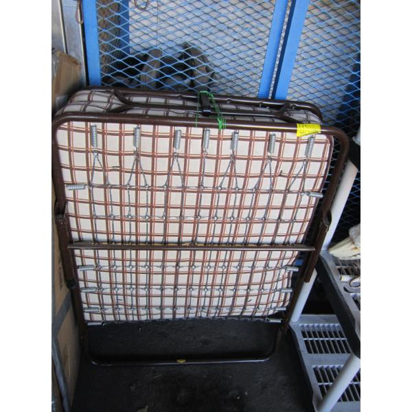 FOLDING COT 