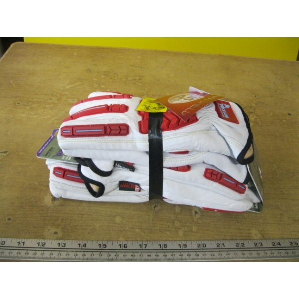 3 PAIR OF SZ 2XL GLOVES
