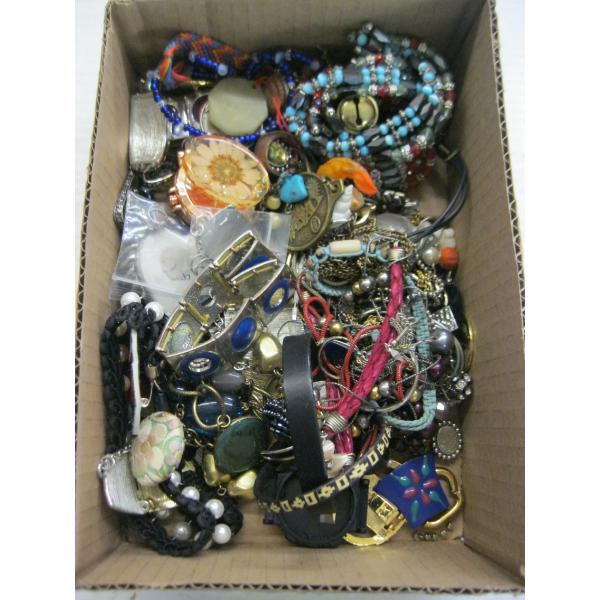 LOT OF COSTUME JEWELLERY