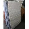 Image 1 : QUEEN SIZE BOX SPRING/MATTRESS