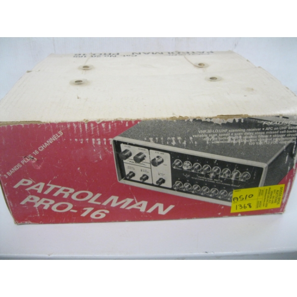 VHF UHF SCANNER RECEIVER BY REALISTIC