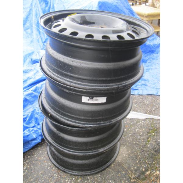 4 18" BLACK RIMS
