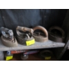 Image 2 : 5 SAD IRONS & 2 DUSTERS
