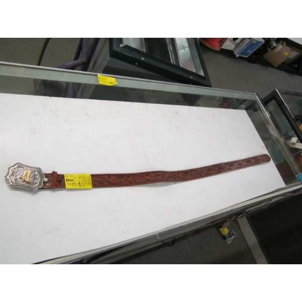 32" LEATHER BELT W/BUCKLE