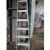 Image 1 : 6' ALUMINUM STEPLADDER