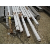 Image 2 : PALLET W/SOLID BAR