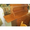 Image 2 : VILAS MAPLE SIDEBOARD W/UPPER SHELF
