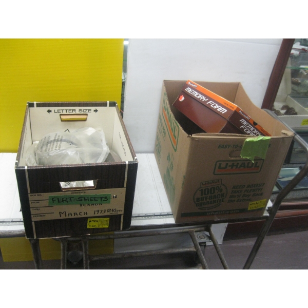 2 BOXES OF FAN, CAST IRON POT, DÉCOR, ETC.