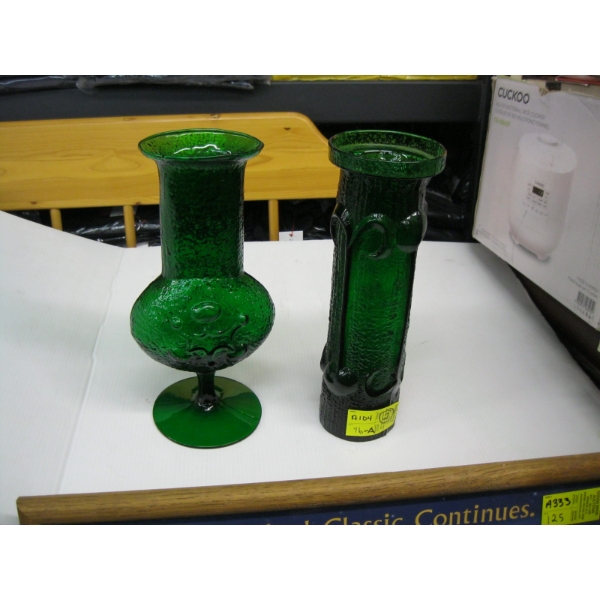 2 GREEN ANTIGUA, WAYNE HUSTED VASES