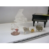 Image 2 : COLLECTION OF 6 DECORATIVE PIANO ORNAMENTS