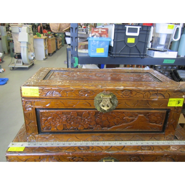 SMALL CARVED TRUNK