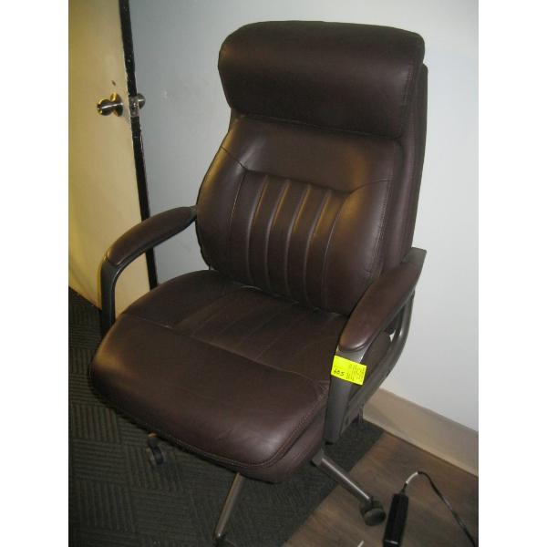 HIGH BACK EXECUTIVE CHAIR