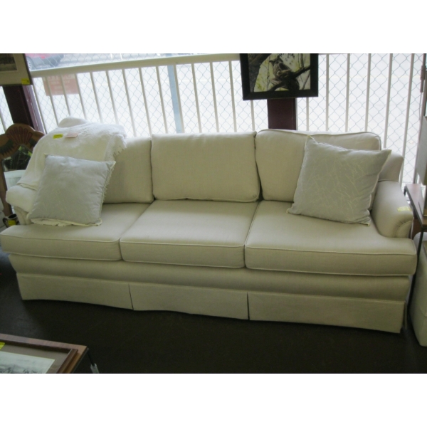 OFF WHITE SOFA