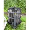 Image 1 : LG. GRAPE PRESS ON WHEELS