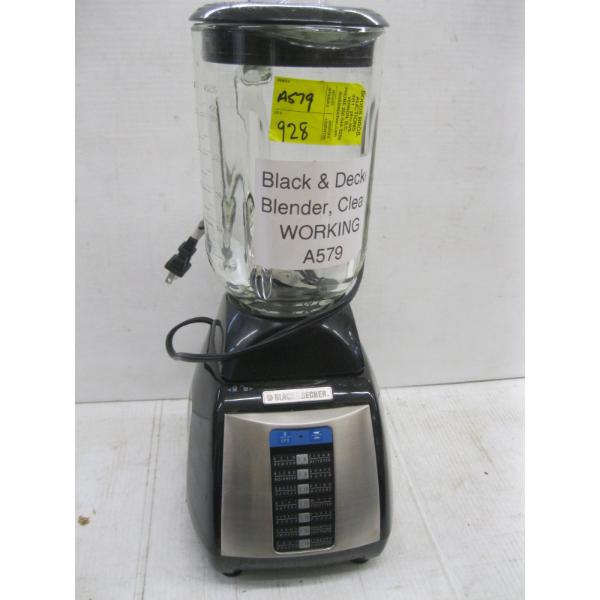 BLACK & DECKER BLENDER