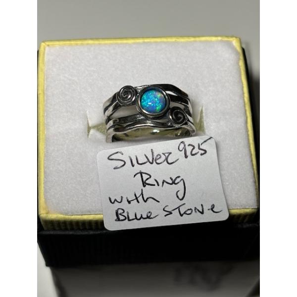 SILVER .925 RING W/BLUE STONE, SZ 6.5