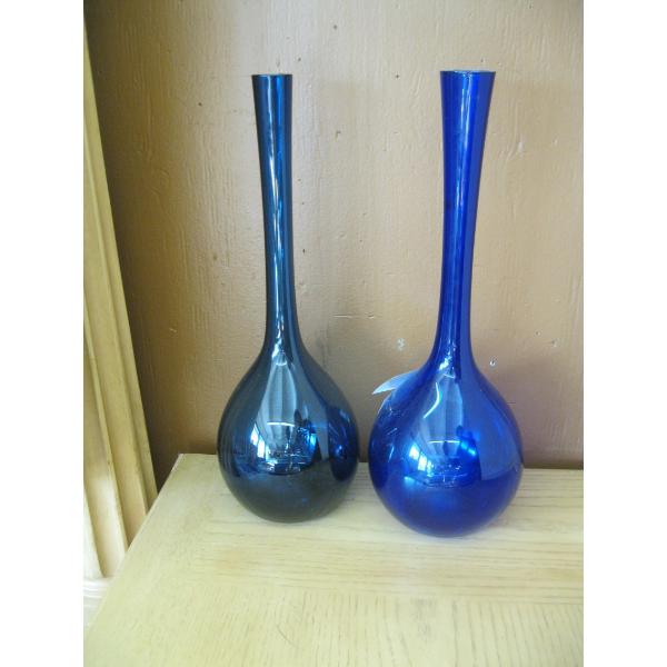 2 ARTHUR PERCY SWEDISH GLASS VASES, MCM