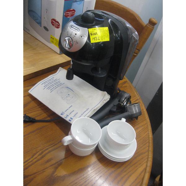 DELONGHI EXPRESSO MAKER