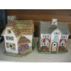 Image 3 : 4 VILLAGE HOUSES CANDLE HOLDERS
