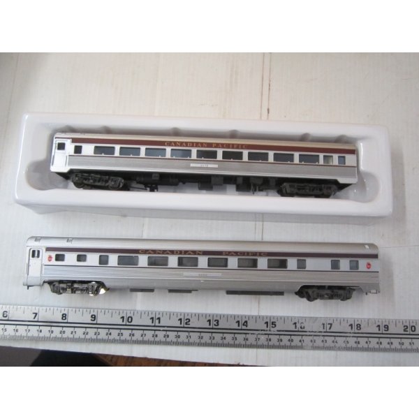 2 PASSENGER TRAIN CARS