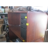 Image 2 : SINGLE PEDESTAL DESK W/4 DRAWER CABINET
