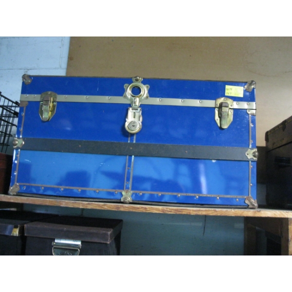 METAL BOUND BLUE TRUNK