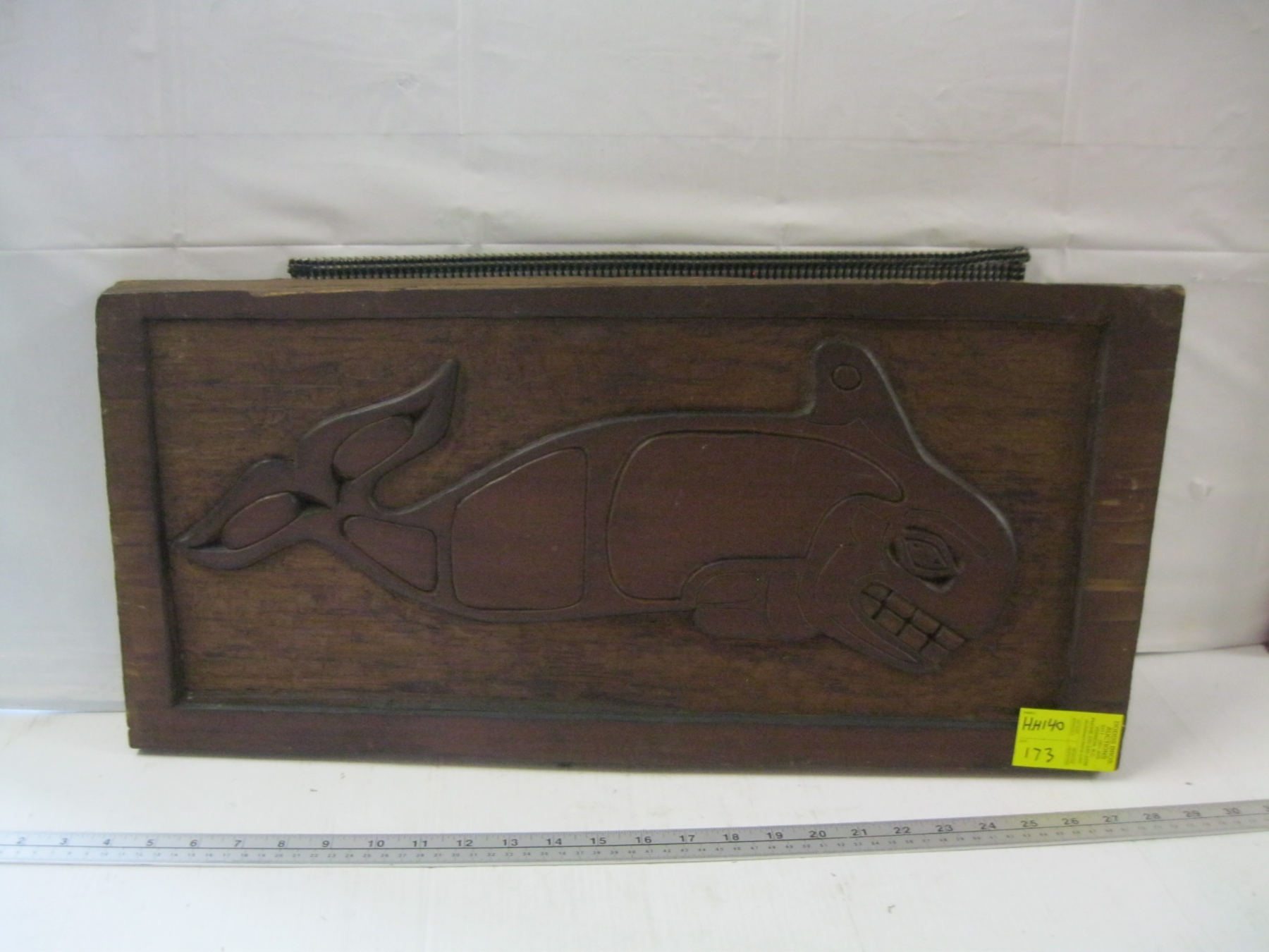 Native Plaque Sample CARVED NATIVE PLAQUE, SIGNED T.E.L. - Dodds Auction