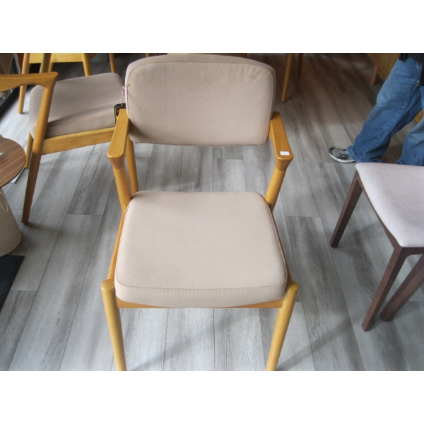 WOOD FRAMED LIGHT UPHOLSTERED ARMCHAIR