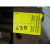 Image 4 : WEAVER TOW TRUCK WINCH ON STAND