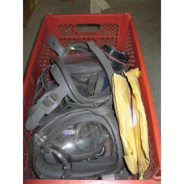 BASKET OF MISC. 3M MASKS & ACCESS
