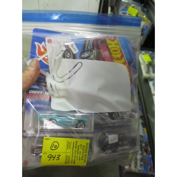 10 NEW HOTWHEELS CARS