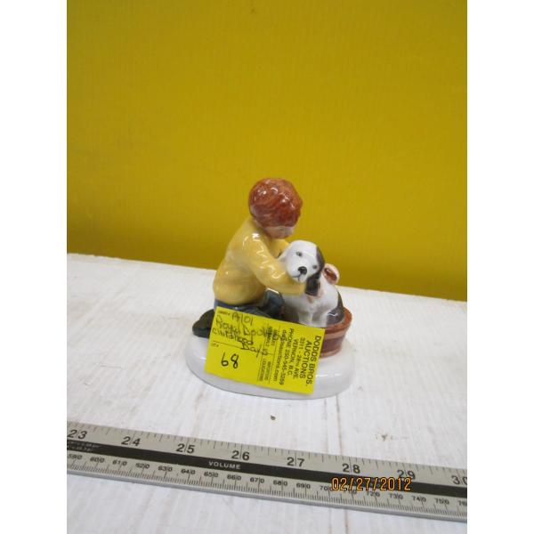 ROYAL DOULTON FIGURINE "CHILDHOOD DAYS"