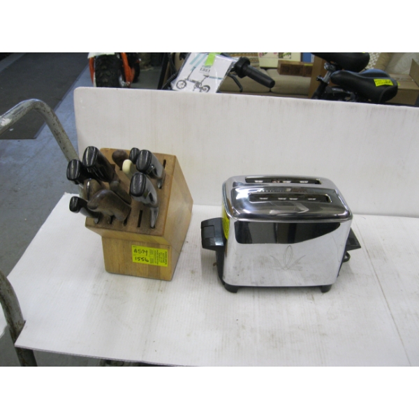 KNIFE BLOCK W/KNIVES & TOASTER
