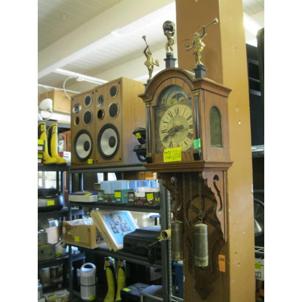 WALL HANG CLOCK