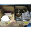 Image 1 : 2 BOXES OF BAKING DISHES, DÉCOR, LANTERNS