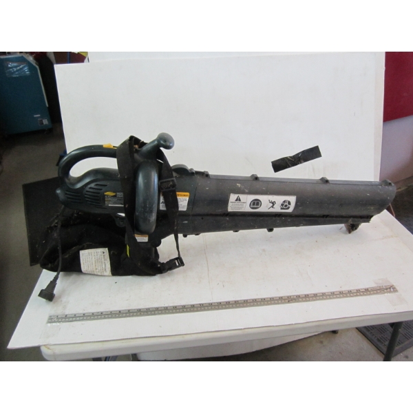 YARDWORKS ELECTRIC BLOWER W/BAG