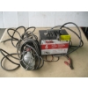 Image 1 : 4 AMP BATTERY CHARGER & TROUBLE LIGHT