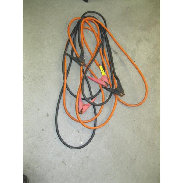 HEAVY DUTY SET OF JUMPER CABLES