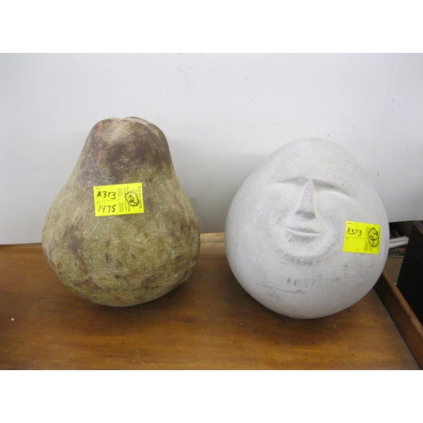 2 DECORATIVE PATIO ITEMS