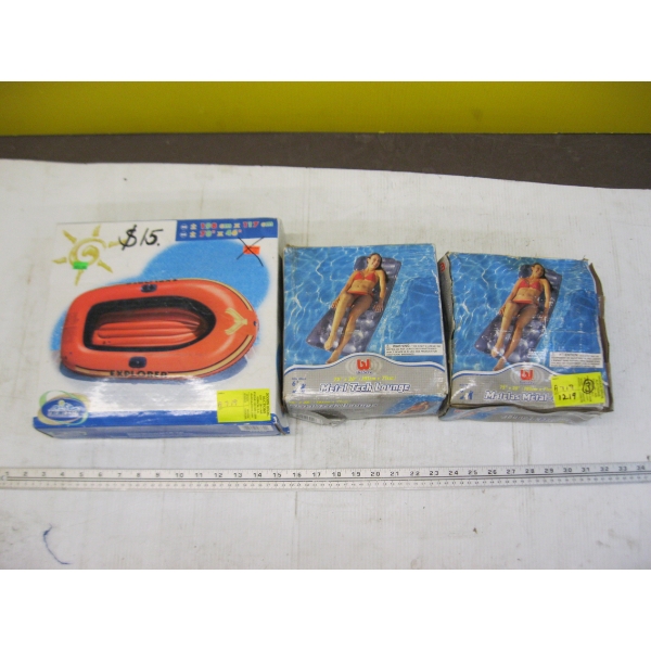 2 METAL TECH FLOATING LOUNGER & EXPLORE BOAT