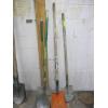 Image 1 : 4 SHOVELS